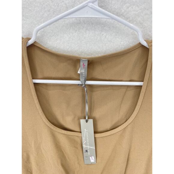 Last Tango Puckered Rouched Seamless Tank S/M‎ Macademia - Picture 4 of 6